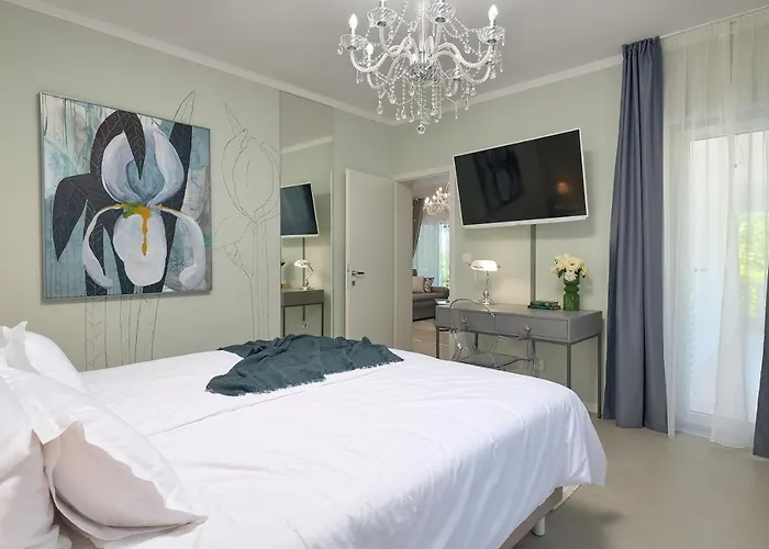 Holiday Home Plasa